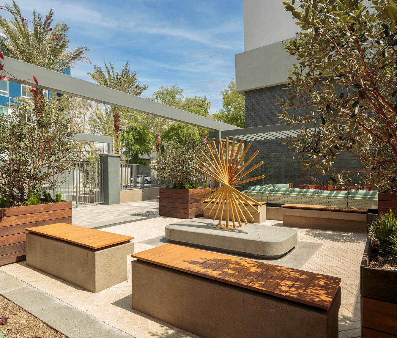 Canoga Park, CA Apartments Chroma Apartment Homes