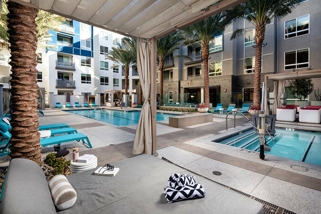 Studios in Canoga Park CA Chroma Apartments Gallery