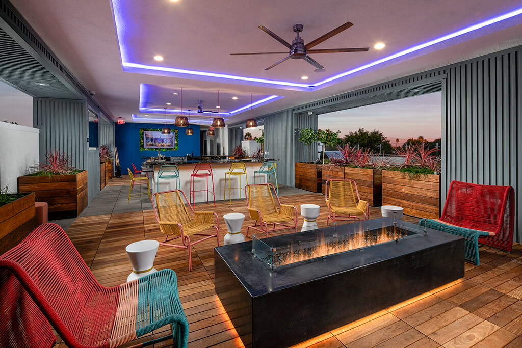 Studios in Canoga Park CA Chroma Apartments Gallery